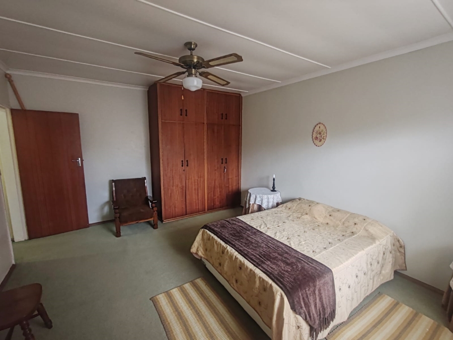 7 Bedroom Property for Sale in Despatch Central Eastern Cape